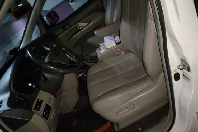 Used BYD M6 2015 2.4L Automatic Prestige Edition Left Front Seat