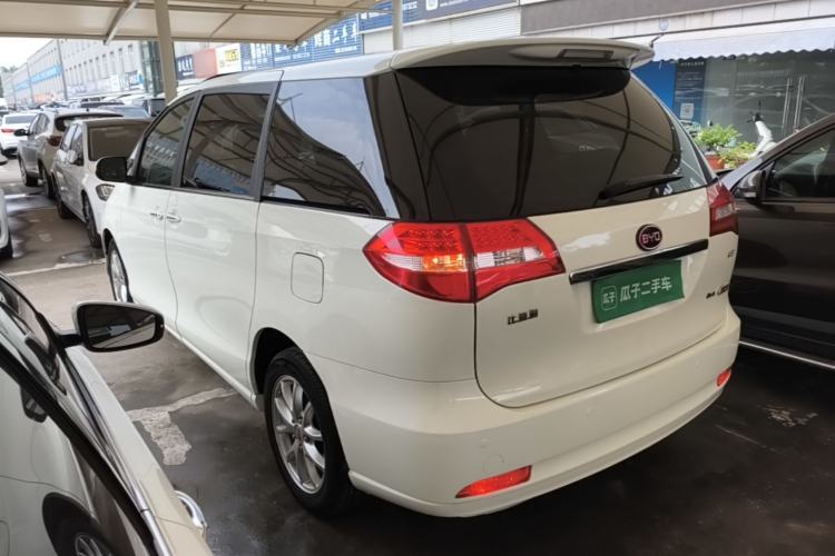 Used BYD M6 2015 2.4L Automatic Prestige Edition Rear Left 45 Deg