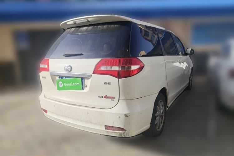 Used BYD M6 2015 2.4L Automatic Prestige Edition Rear Right 45 Deg