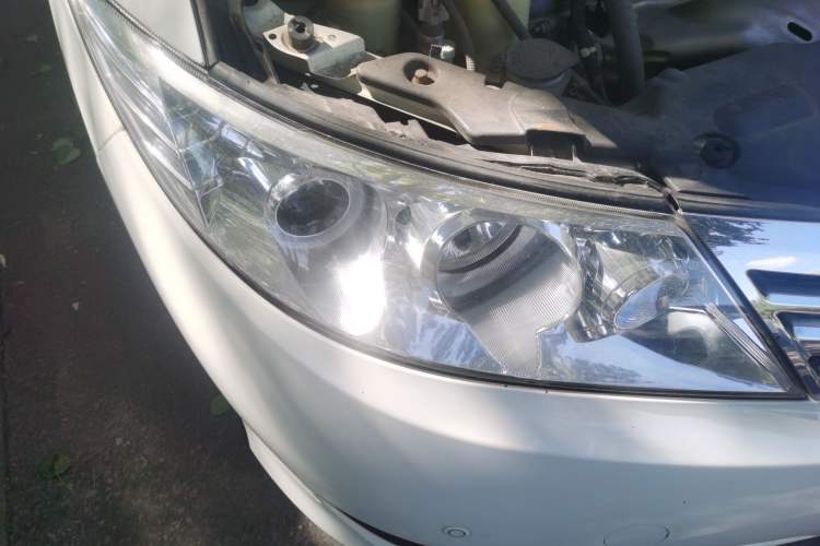 Used BYD M6 2015 2.4L Automatic Prestige Edition Right Front Headlight