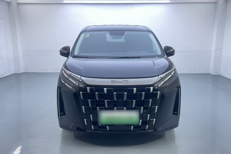 Used BYD M9 2025 1060 Navigation Edition Exterior 1