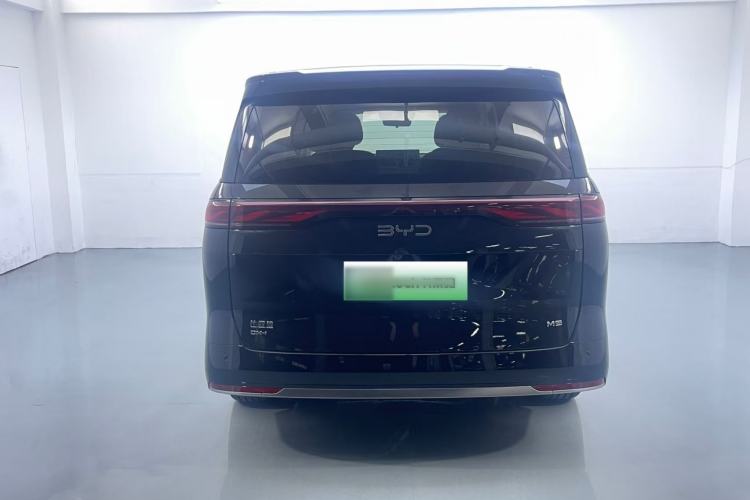 Used BYD M9 2025 1060 Navigation Edition Exterior 3