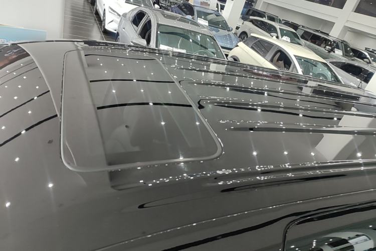 Used BYD M9 2025 1060 Navigation Edition Roof