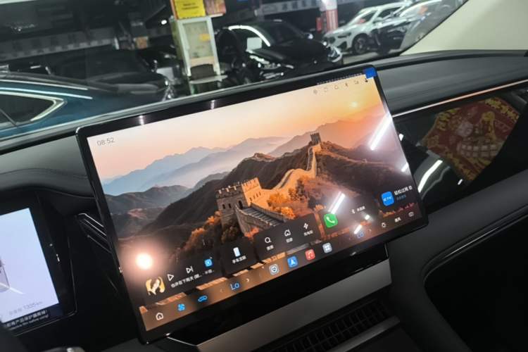 Used BYD M9 2025 1060 Navigation Edition Audio And AC Panel