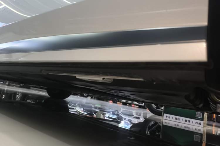 Used BYD M9 2025 1060 Navigation Edition Left Side Sill