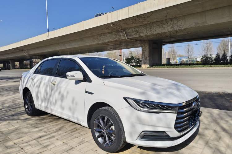 Used BYD Qin 2019 1.5L Automatic Luxury Model Exterior 2