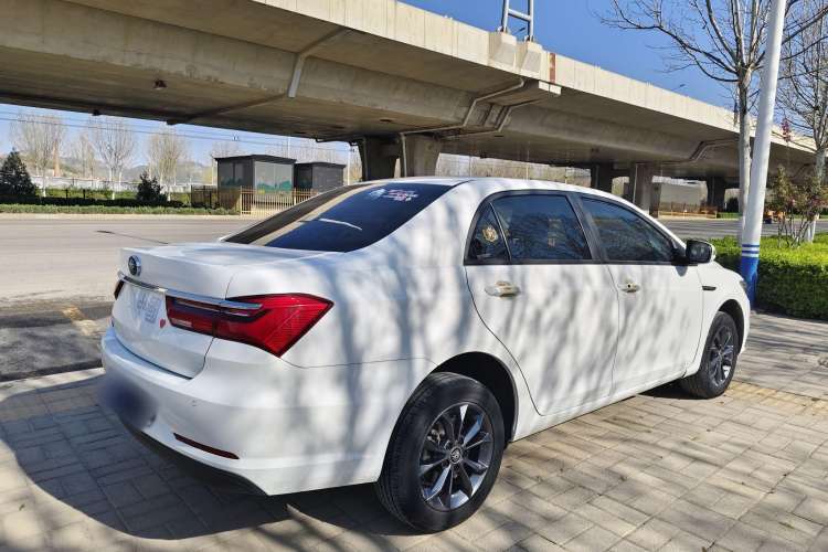 Used BYD Qin 2019 1.5L Automatic Luxury Model Exterior 5