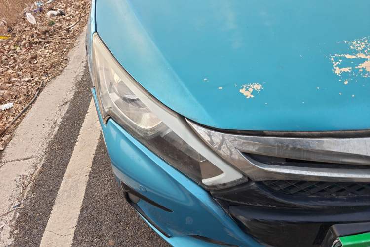 Used BYD Qin 2015 1.5T Dual-Crown Flagship Edition Right Front Headlight