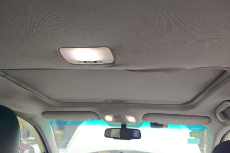 Used BYD Qin 2015 1.5T Dual-Crown Flagship Plus Edition Headliner