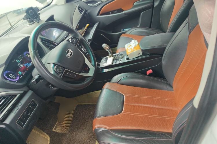 Used BYD Qin 2015 1.5T Dual-Crown Flagship Plus Edition Left Front Seat