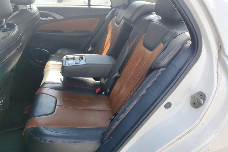 Used BYD Qin 2015 1.5T Dual-Crown Flagship Edition Left Rear Seat