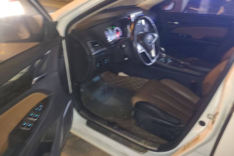 Used BYD Qin 2017 1.5T Luxury Model Driver Seat