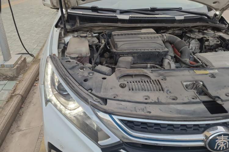 Used BYD Qin 2017 1.5T Luxury Model Engine Bay Right
