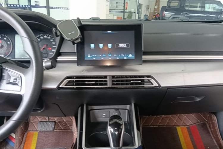 Used BYD Qin 2019 1.5L Automatic Luxury Model Audio And AC Panel