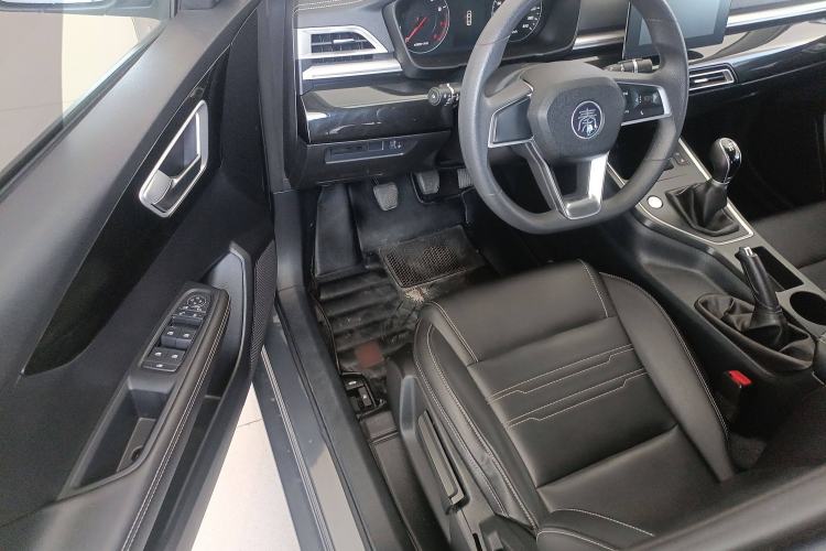 Used BYD Qin 2019 1.5L Manual Luxury Version Driver Seat