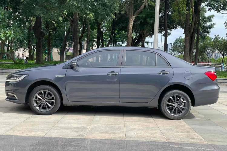 Used BYD Qin 2019 1.5L Automatic Luxury Model Exterior 3