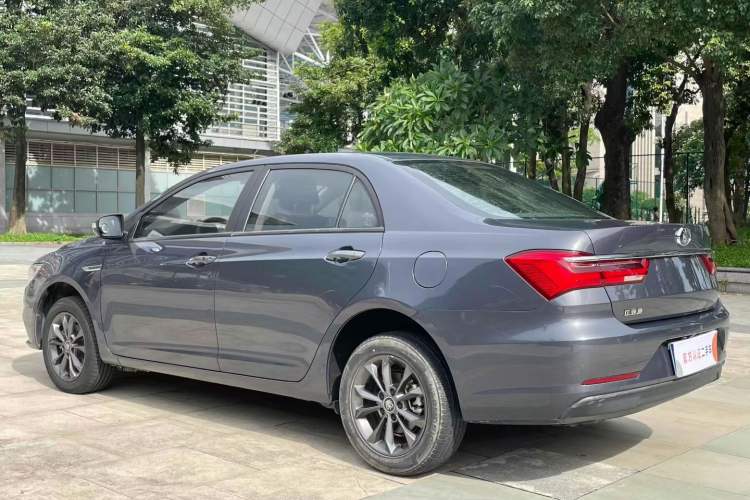 Used BYD Qin 2019 1.5L Automatic Luxury Model Exterior 4