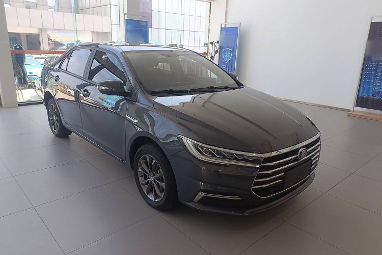 Used BYD Qin 2019 1.5L Manual Luxury Version Front Right 45 Deg