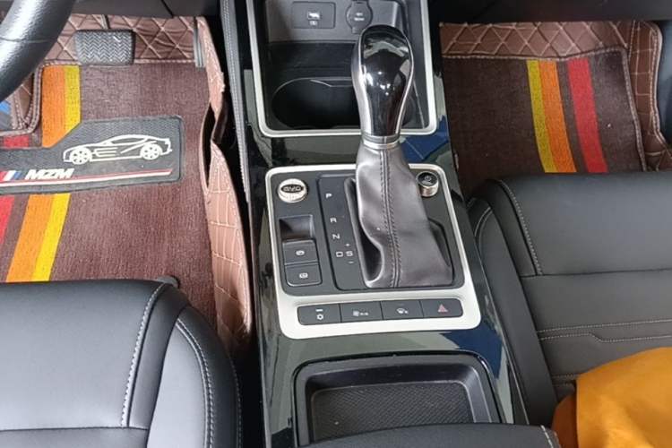 Used BYD Qin 2019 1.5L Automatic Luxury Model Gear Lever