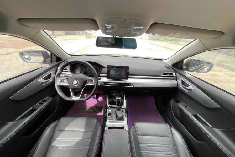 Used BYD Qin 2019 1.5L Automatic Luxury Model Interior 1
