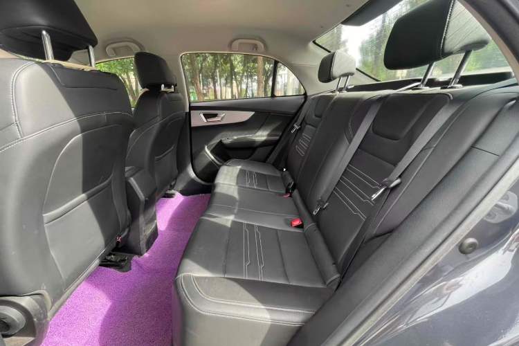 Used BYD Qin 2019 1.5L Automatic Luxury Model Interior 3
