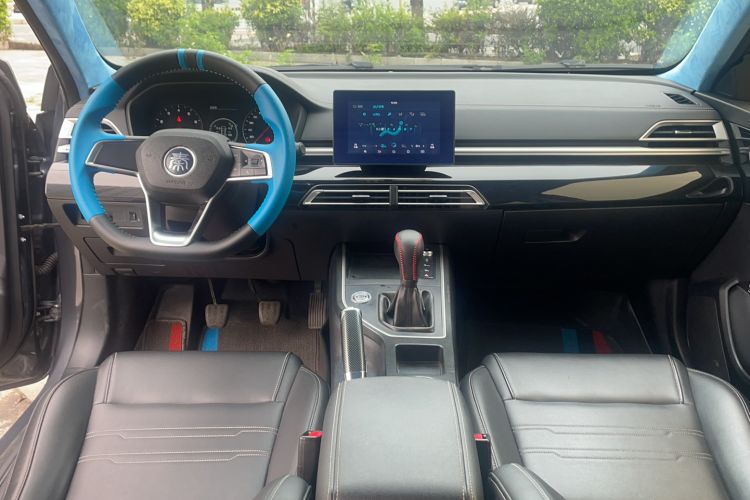 Used BYD Qin 2019 1.5L Manual Luxury Version Interior 3