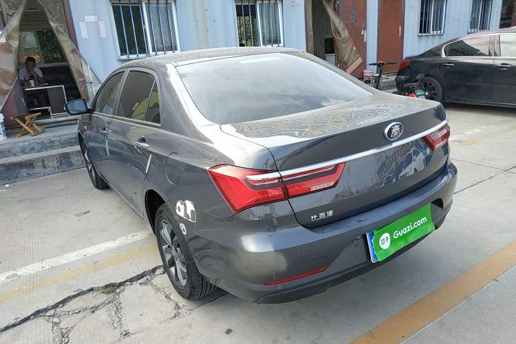 Used BYD Qin 2019 1.5L Automatic Luxury Model Rear Left 45 Deg