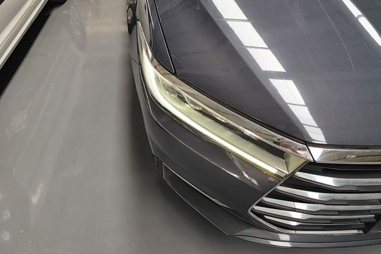 Used BYD Qin 2019 1.5L Manual Luxury Version Right Front Headlight