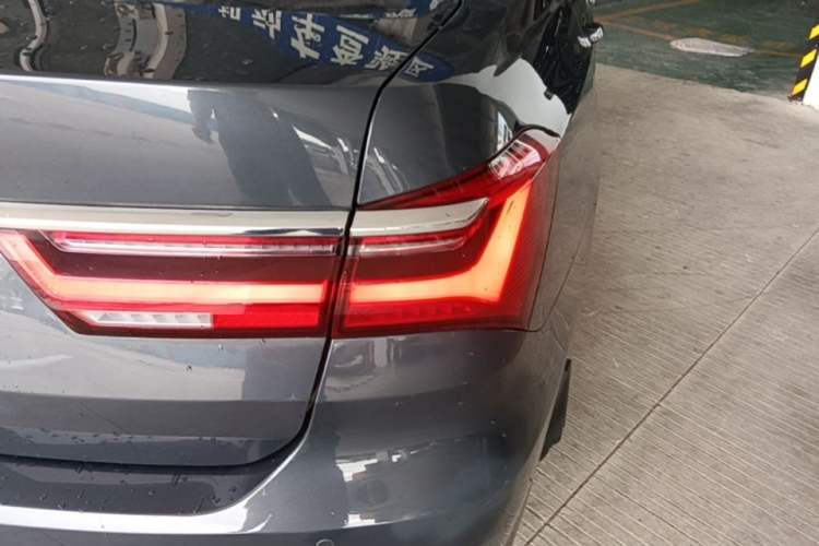 Used BYD Qin 2019 1.5L Automatic Luxury Model Right Rear Taillight