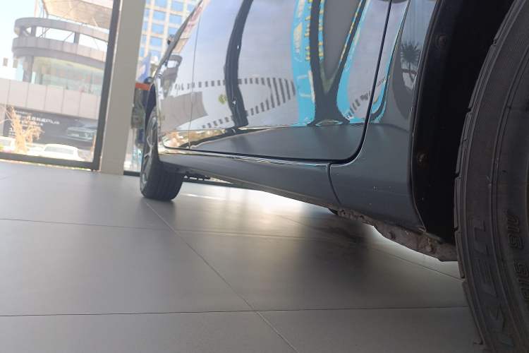 Used BYD Qin 2019 1.5L Manual Luxury Version Right Side Sill