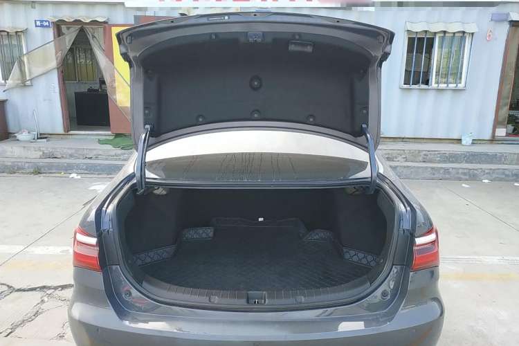 Used BYD Qin 2019 1.5L Automatic Luxury Model Trunk