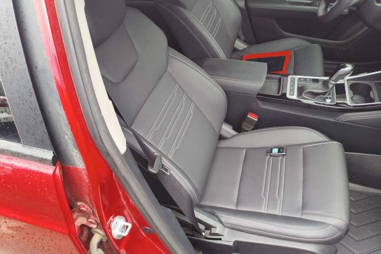 Used BYD Qin 2019 1.5L Automatic Luxury Model Right Front Seat