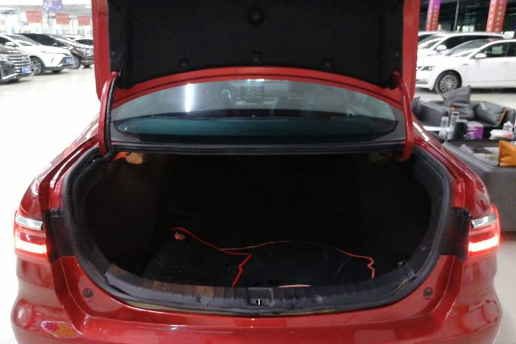 Used BYD Qin 2019 1.5L Automatic Luxury Model Trunk