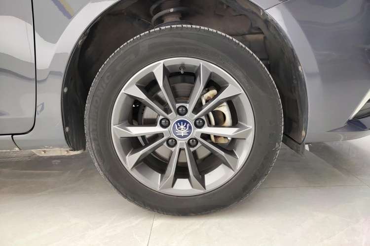 Used BYD Qin 2019 1.5L Automatic Prestige Model Right Rear Wheel Hub