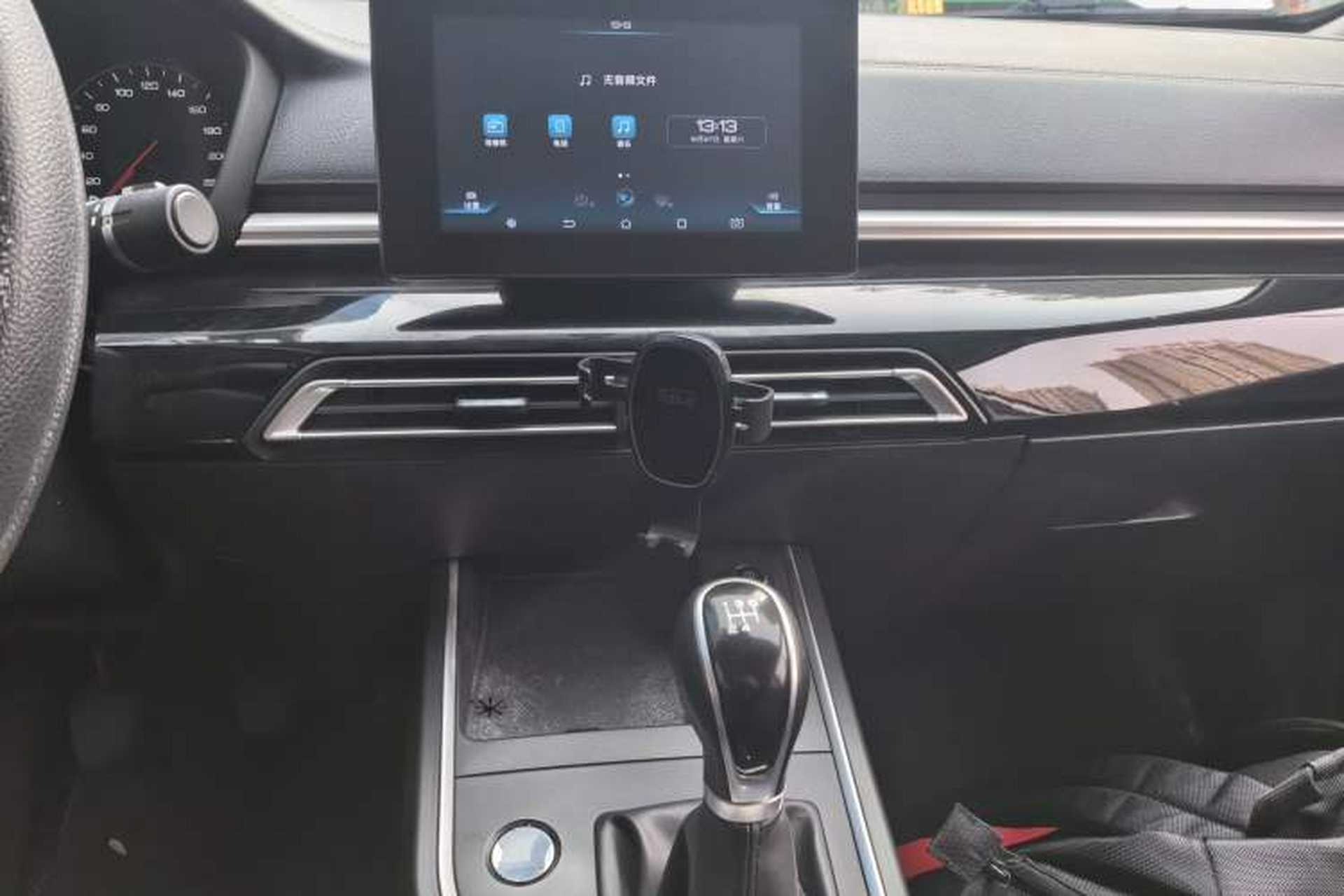 Used BYD Qin 2019 1.5L Manual Luxury Version Audio And AC Panel