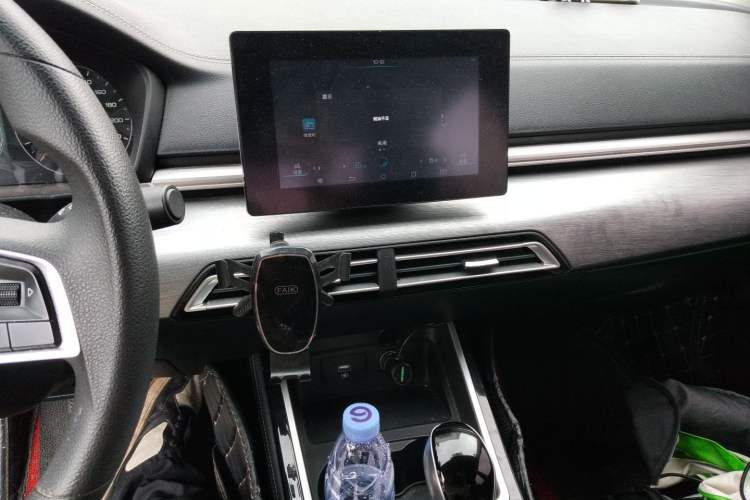 Used BYD Qin 2019 1.5L Automatic Luxury Model Audio And AC Panel