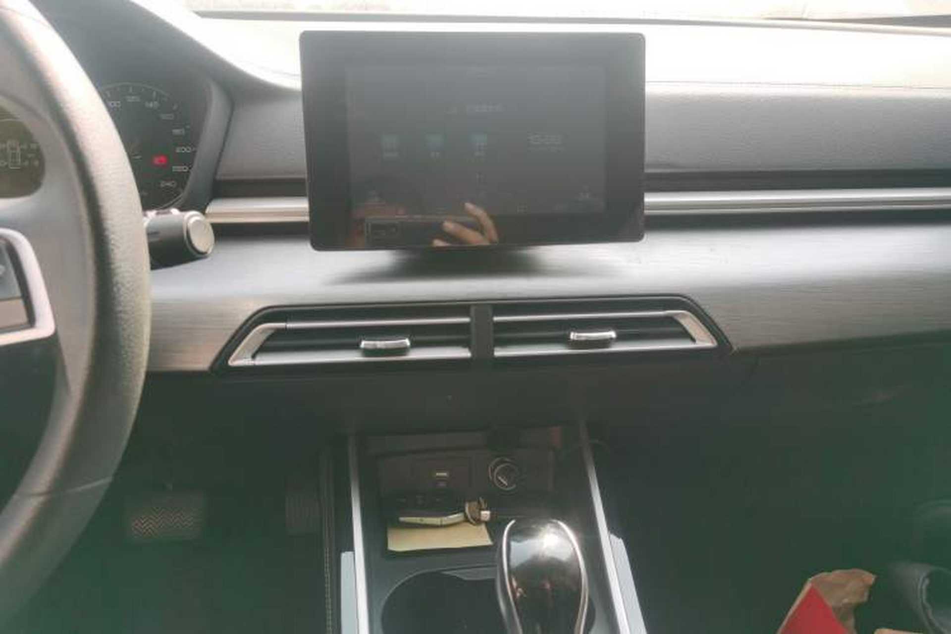 Used BYD Qin 2019 1.5L Automatic Luxury Model Audio And AC Panel