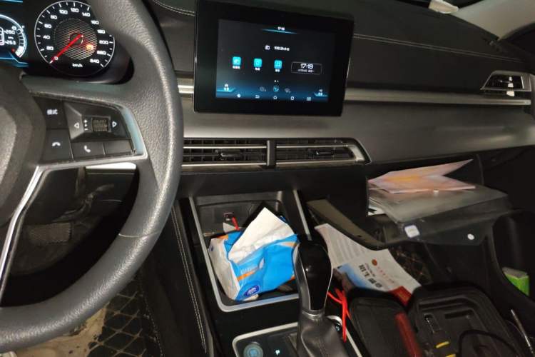 Used BYD Qin 2019 1.5L Automatic Luxury Model Audio And AC Panel