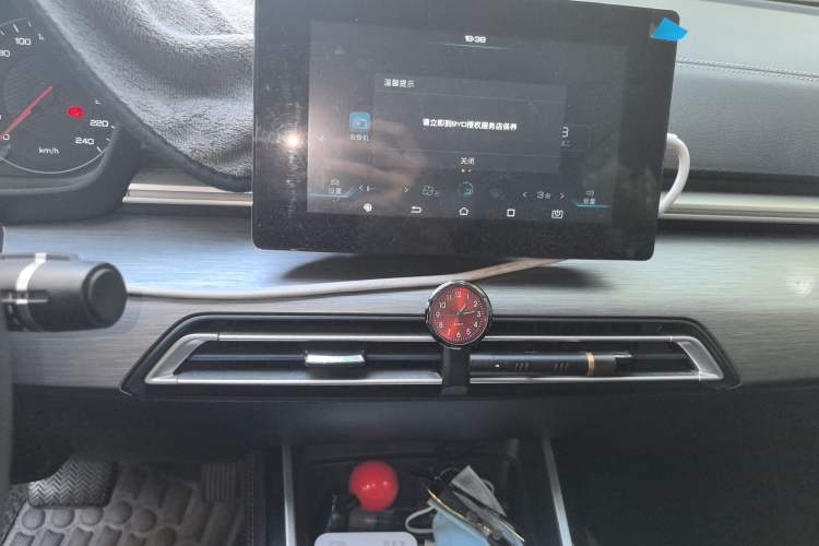 Used BYD Qin 2019 1.5L Automatic Luxury Model Audio And AC Panel