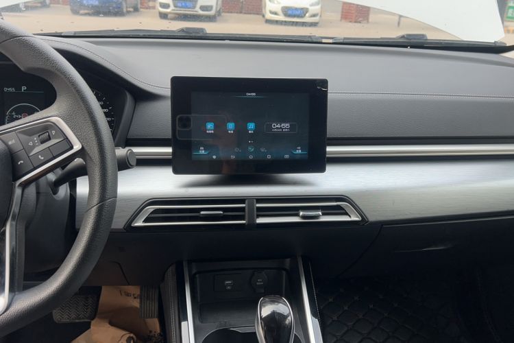 Used BYD Qin 2019 1.5L Automatic Luxury Model Audio And AC Panel