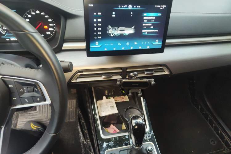 Used BYD Qin 2019 1.5L Automatic Prestige Model Audio And AC Panel