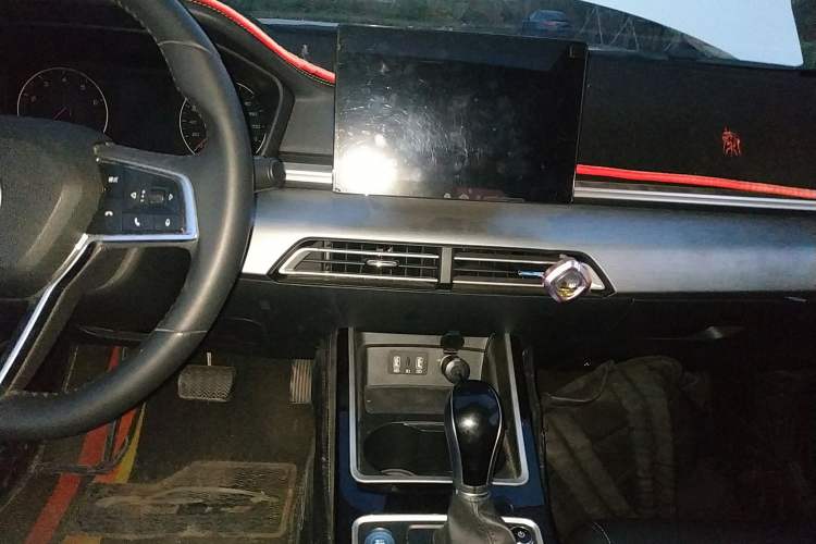 Used BYD Qin 2019 1.5L Automatic Prestige Model Audio And AC Panel
