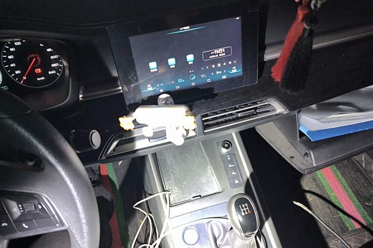 Used BYD Qin 2019 1.5L Manual Luxury Version Audio And AC Panel