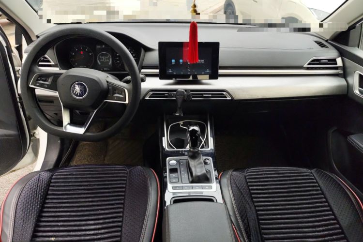 Used BYD Qin 2019 1.5L Automatic Luxury Model Center Console