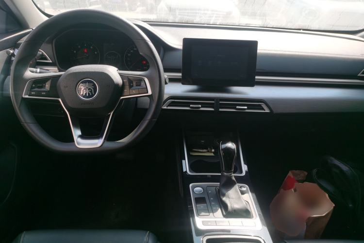 Used BYD Qin 2019 1.5L Automatic Luxury Model Center Console