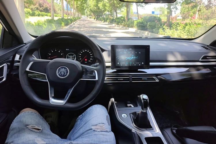 Used BYD Qin 2019 1.5L Manual Luxury Version Center Console