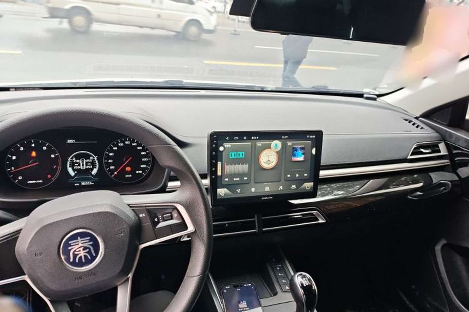 Used BYD Qin 2019 1.5L Manual Comfort Version Center Console