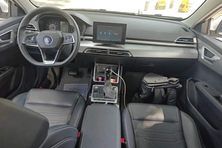 Used BYD Qin 2019 1.5L Automatic Luxury Model Center Console