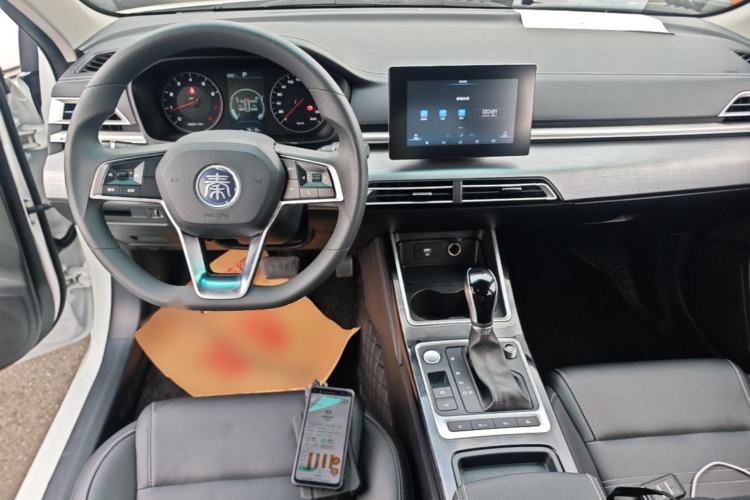 Used BYD Qin 2019 1.5L Automatic Luxury Model Center Console