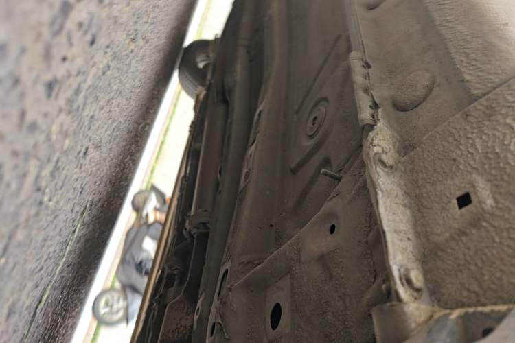 Used BYD Qin 2019 1.5L Automatic Prestige Model Chassis Front Right